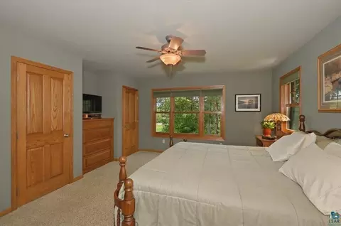 Bedroom - 4210 Jackson Dr, Duluth, MN 55811 photo 3 of 7