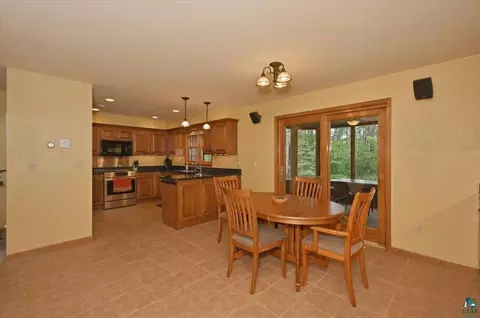 Dining - 4210 Jackson Dr, Duluth, MN 55811 photo 1 of 2