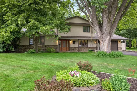 3970 Yorktown Ln N, Plymouth, MN 55441