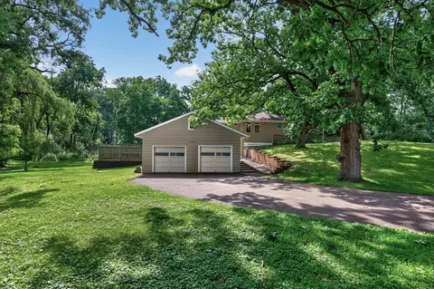 1800 Kolff St, Newport, MN 55055