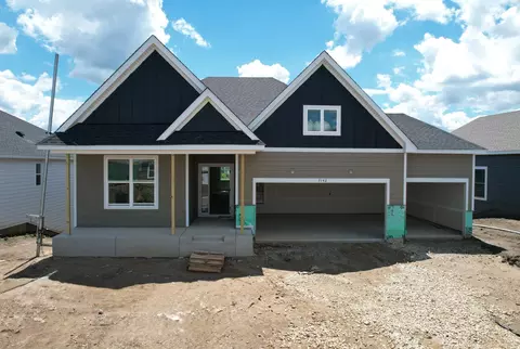 7142 201st St W, Lakeville, MN 55044