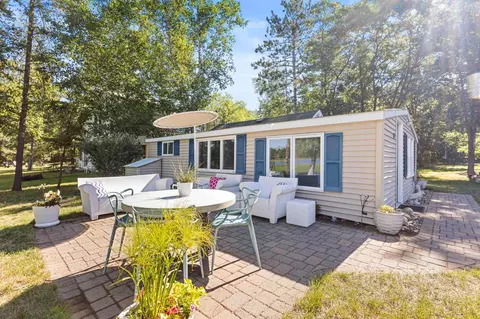 31527 Stewarts Bay Dr, Pequot Lakes, MN 56472