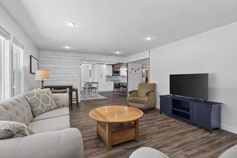 Living - 5335 Pine Beach Rd, Brainerd, MN 56401 photo 2 of 2