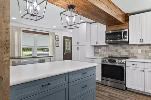 Kitchen - 5335 Pine Beach Rd, Brainerd, MN 56401 photo 3 of 5
