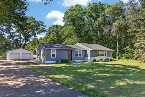 5335 Pine Beach Rd, Brainerd, MN 56401