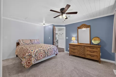 Bedroom - 5335 Pine Beach Rd, Brainerd, MN 56401 photo 1 of 6