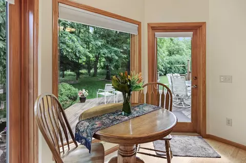 Dining - 1443 18th Ave NW, Faribault, MN 55021 photo 4 of 4