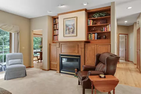 Living - 1443 18th Ave NW, Faribault, MN 55021 photo 3 of 5