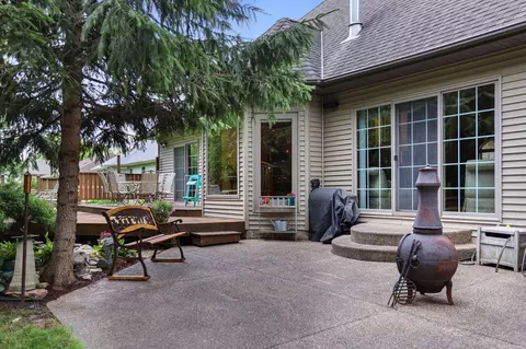 Exterior - 1443 18th Ave NW, Faribault, MN 55021 photo 7 of 12