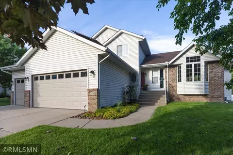 5334 89th Crescent Cir N, Brooklyn Park, MN 55443