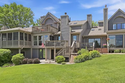 18118 Judicial Way N, Lakeville, MN 55044