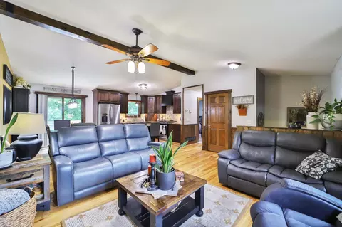 Living - 9865 70th Ave, Brainerd, MN 56401 photo 3 of 9