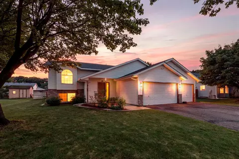 9143 Brunswick Ave N, Brooklyn Park, MN 55443