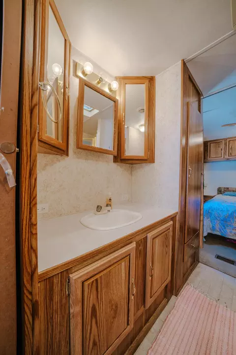 Bath - 29309 Era Cir, Burtrum, MN 56318 photo 1 of 3