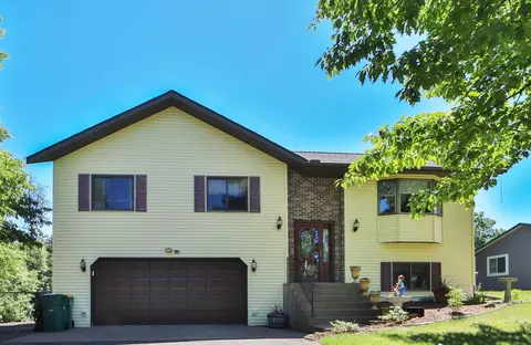 13384 Birch Dr, Baxter, MN 56425