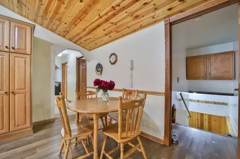 Entry Way - 12180 County Road 8, Brainerd, MN 56401 photo 1 of 3