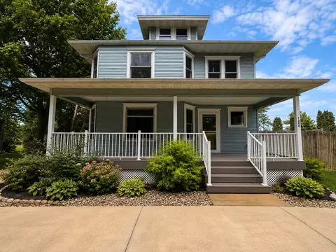 Exterior - 1300 S Section Ave, Spring Valley, MN 55975 photo 4 of 17