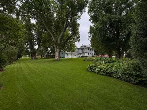 Exterior - 1300 S Section Ave, Spring Valley, MN 55975 photo 14 of 17