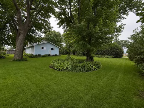Exterior - 1300 S Section Ave, Spring Valley, MN 55975 photo 13 of 17