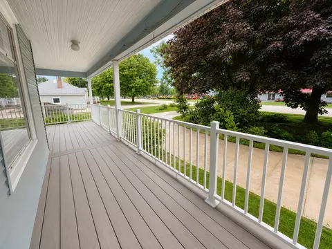 Exterior - 1300 S Section Ave, Spring Valley, MN 55975 photo 5 of 17