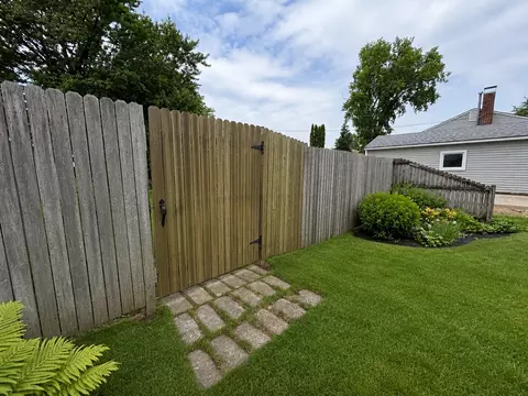 Exterior - 1300 S Section Ave, Spring Valley, MN 55975 photo 11 of 17