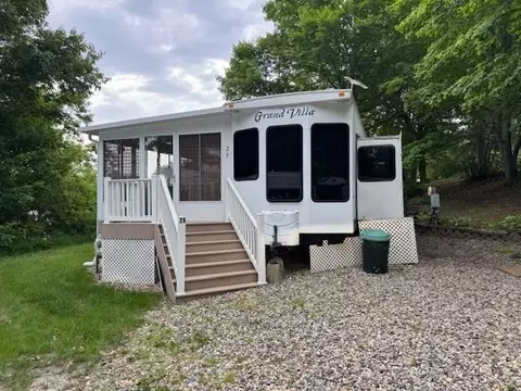 2221 Reubens Apt 29 Ln SW, Farwell, MN 56327