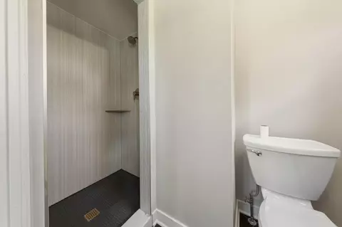 Bath - 21500 Hayward Ave, Faribault, MN 55021 photo 1 of 3