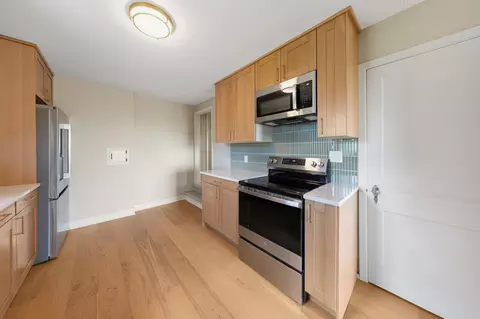 Kitchen - 21500 Hayward Ave, Faribault, MN 55021 photo 4 of 4