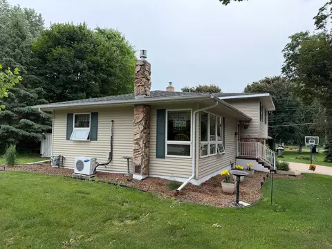 Exterior - 424 S Haven St, Appleton, MN 56208 photo 8 of 8