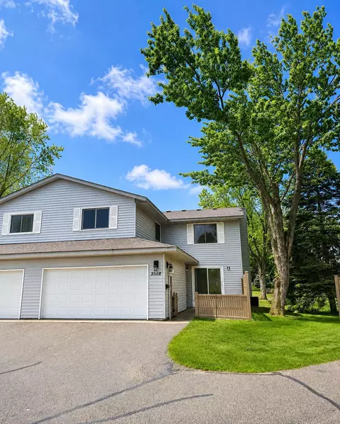 3568 Cloman Way E, Inver Grove Heights, MN 55076