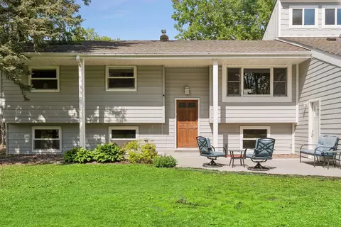 3425 Churchill St, Shoreview, MN 55126