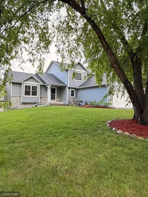 1521 Earle Way, Burnsville, MN 55306