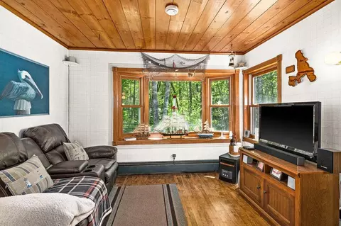 Living - 30149 E Shore Dr, Pengilly, MN 55775 photo 1 of 3