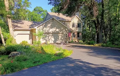 303 Hazel St W, Stillwater, MN 55082
