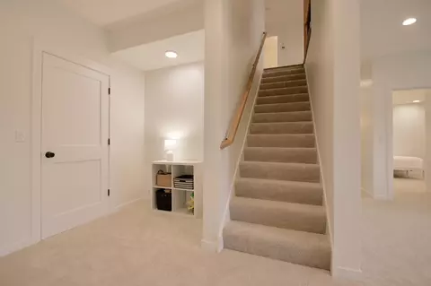 Entry Way - 5721 94th Ave N, Loretto, MN 55357 photo 11 of 12