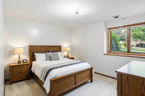 Bedroom - 4200 237th St, Saint Cloud, MN 56301 photo 8 of 10