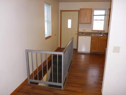 Entry Way - 101 Wilson St, Springfield, MN 56087 photo 6 of 6