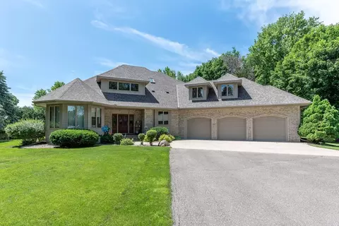 58049 227th St, Mankato, MN 56001