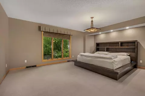 Bedroom - 2721 Park Dr, Saint Cloud, MN 56303 photo 1 of 4