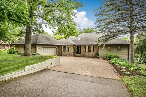 Exterior - 2721 Park Dr, Saint Cloud, MN 56303 photo 8 of 9