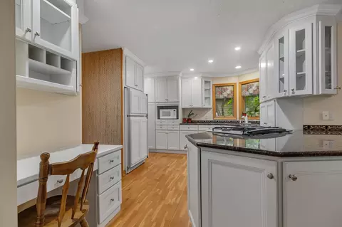 Kitchen - 2721 Park Dr, Saint Cloud, MN 56303 photo 2 of 4