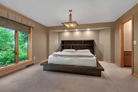 Bedroom - 2721 Park Dr, Saint Cloud, MN 56303 photo 2 of 4
