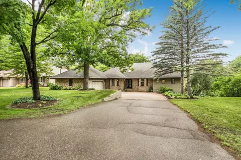 Exterior - 2721 Park Dr, Saint Cloud, MN 56303 photo 7 of 9