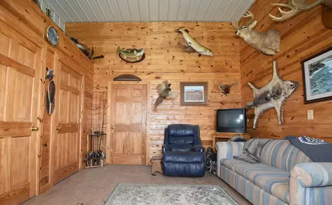 Living - 19367 150th Ave, Milaca, MN 56353 photo 10 of 10
