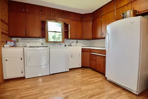 Kitchen - 19367 150th Ave, Milaca, MN 56353 photo 1 of 9