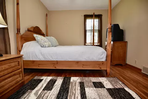 Bedroom - 19367 150th Ave, Milaca, MN 56353 photo 2 of 7