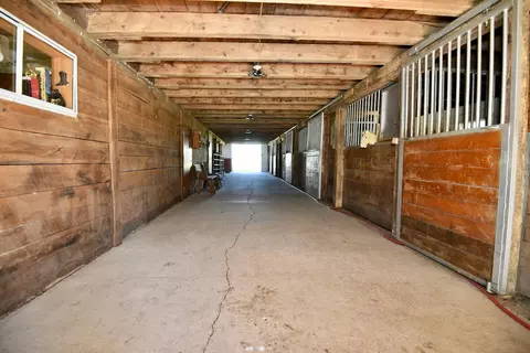 Entry Way - 19367 150th Ave, Milaca, MN 56353 photo 6 of 8