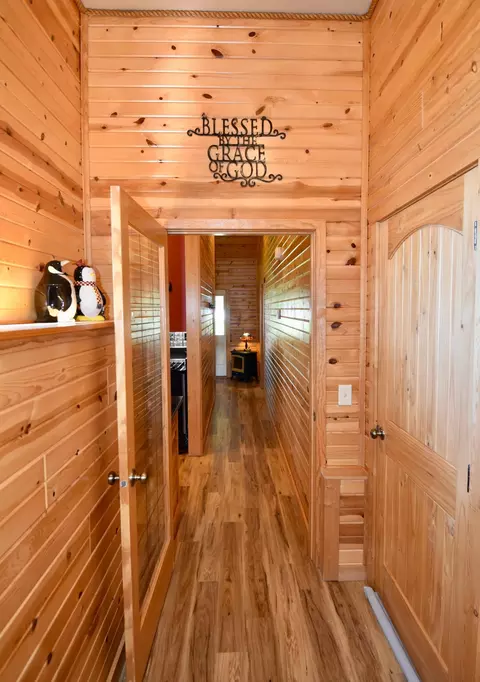 Entry Way - 19367 150th Ave, Milaca, MN 56353 photo 4 of 8