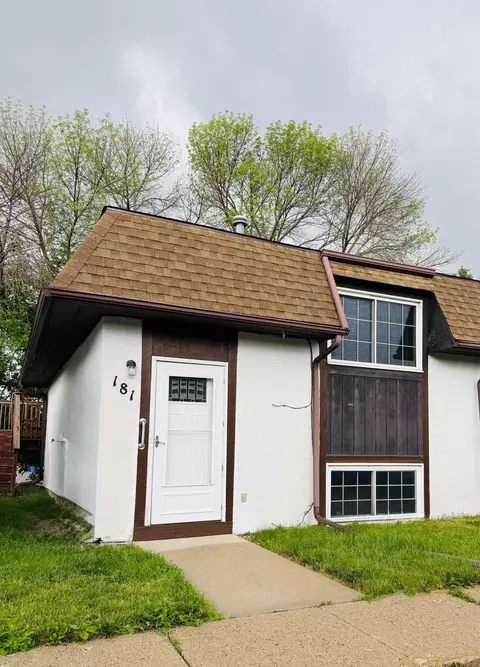 181 22nd St NW, Owatonna, MN 55060