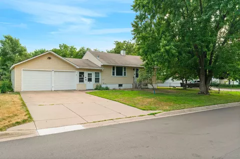 638 Tyler St, Anoka, MN 55303